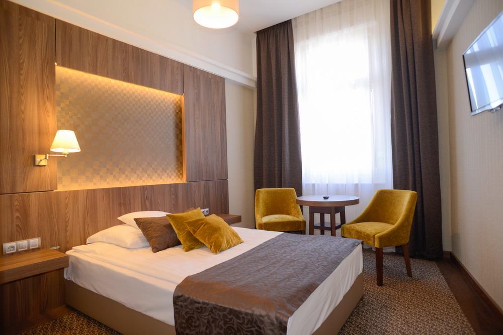 Duna Wellness Hotel 包姚 外观 照片